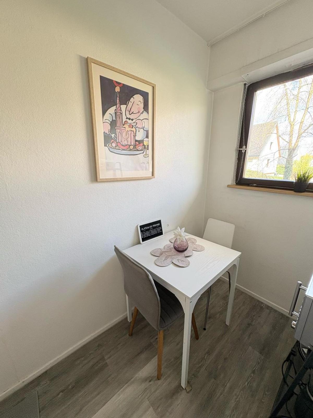 Studio Rdc Calme Avec Parking Ferme Pres Autoroute Et Tram C Mulhouse Exteriör bild